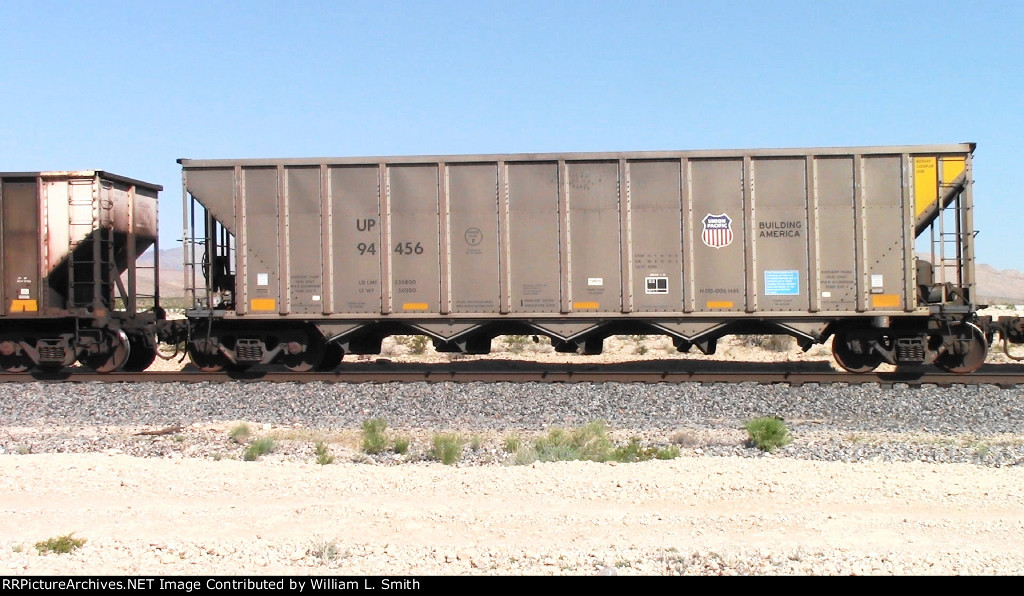 EB Unit Empty Hooper Car Frt at Erie NV -36